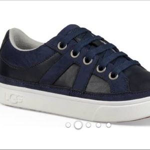 Boys Ugg sneakers